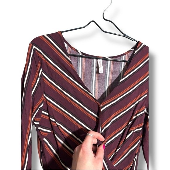 Exhilaration Maroon/Cream Striped Cinch Waist V-Neck Long Sleeve Faux Wrap Dress - Picture 9 of 16